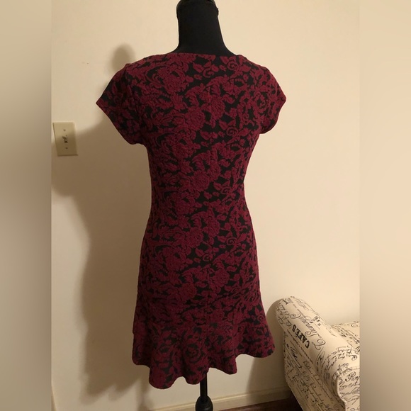 Dress; EUC; Lily Rose; Deep Red Embossed on Black; Full Skirt; XS - Picture 5 of 7